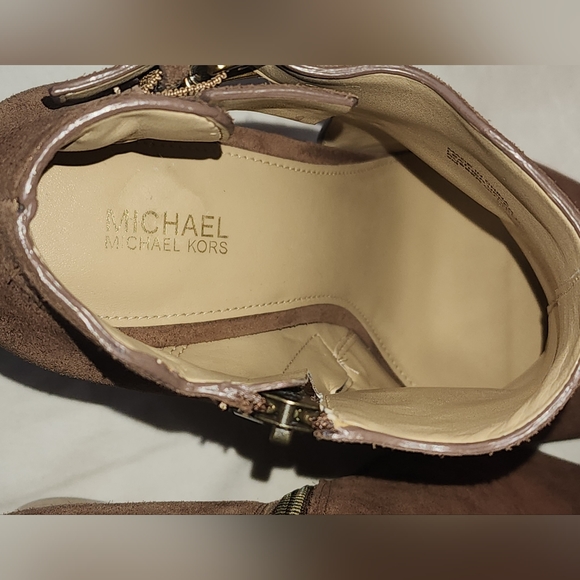 Michael Kors Suede Brown High Heel Ankle Boots Side Zip Sz 9 M Womens - Picture 2 of 11